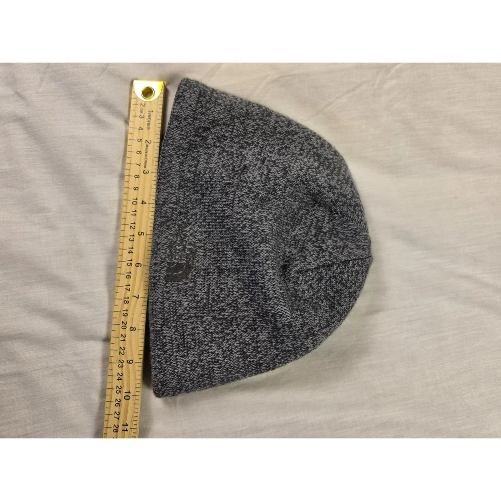 The North Face Hat Beanie Gray Knit Fleece Lined Logo Mens One Size Winter